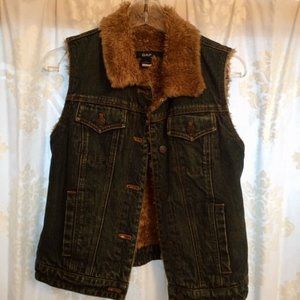 GAP Sherpa Lined Denim Jean Vest Size XS - Vintage, New without tags,Never Worn!